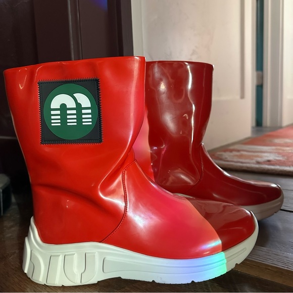 SOLD Miu Miu Vintage Red Rainboots - Picture 6 of 10